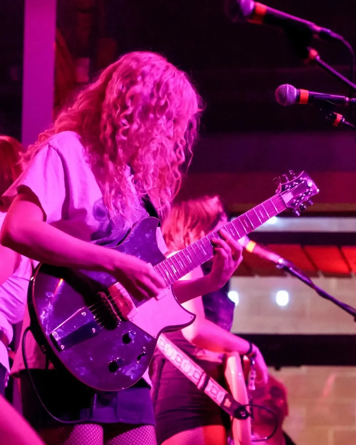GUITAR 👏 DRIVEN 👏 BANDS 👏

We need YOU.

Peter Lalish &ndash; longtime lead guitarist for @ilovelucius, the Grammy-nominated indie pop band &ndash; is coming to the Music District for a two-day camp. He&rsquo;s looking for Colorado guitar-driven b