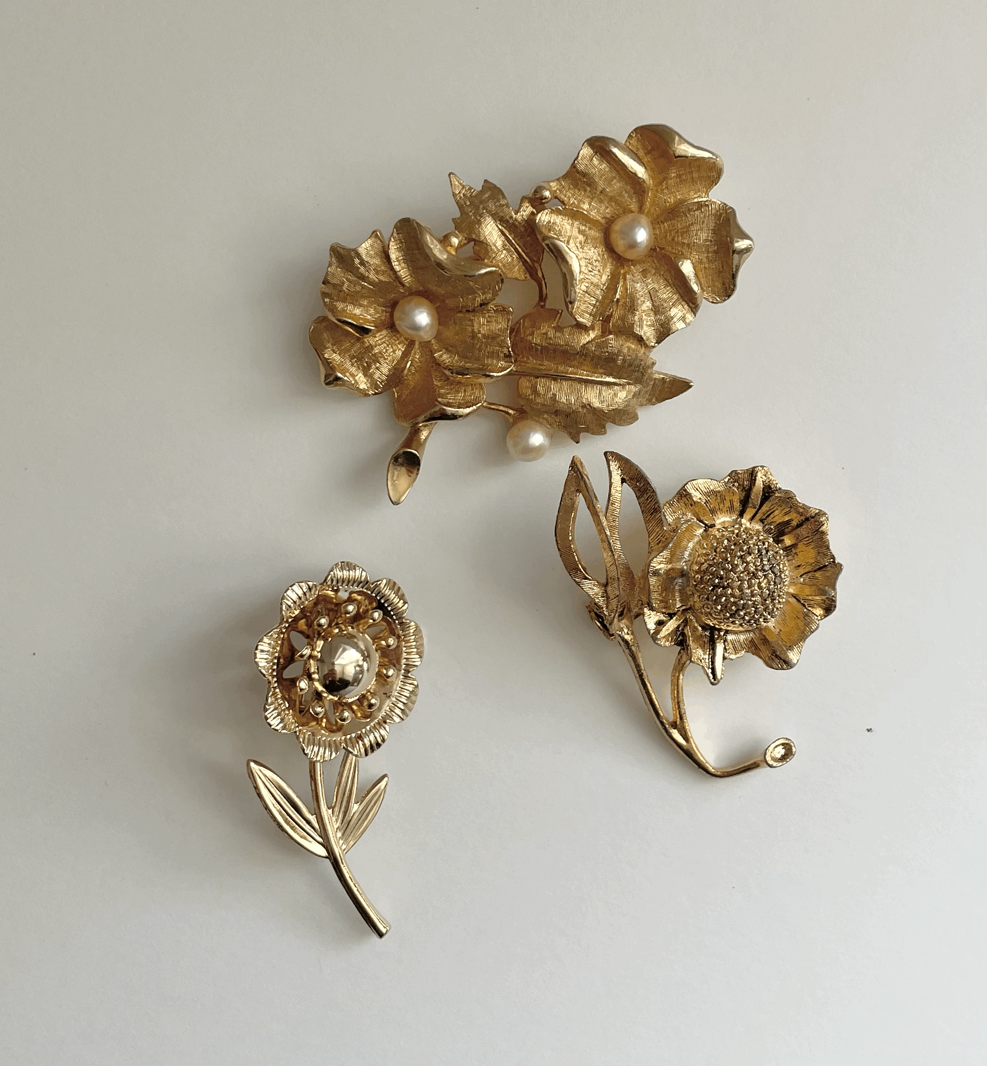 Vintage Medium 60s Flowers