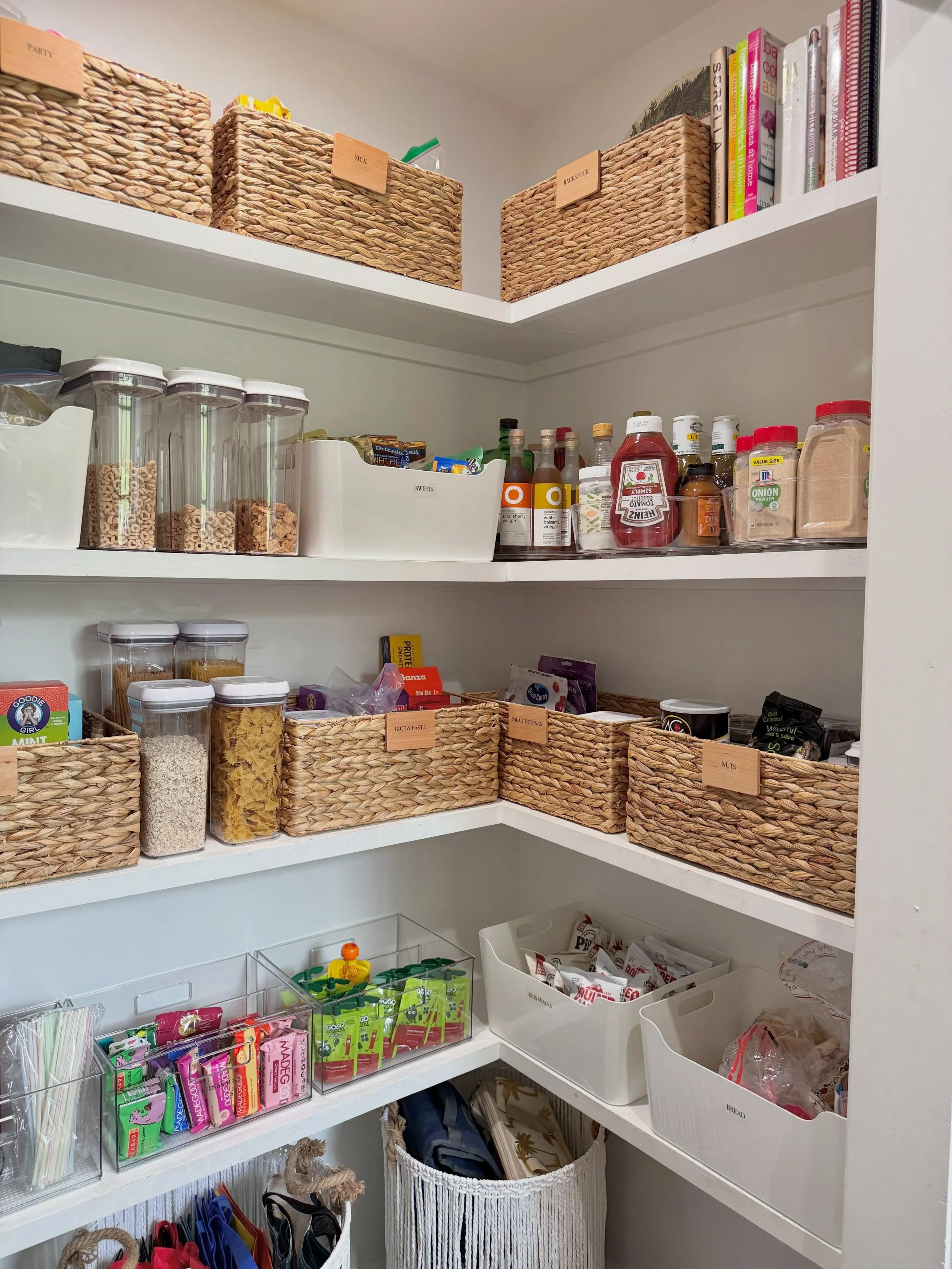 Lets talk pantries ✨

What excites me most is knowing my client can walk into her pantry and instantly find everything she needs&mdash;what to grab, what to restock, and when. And the best part? It&rsquo;s just as beautiful as it is functional.

I al