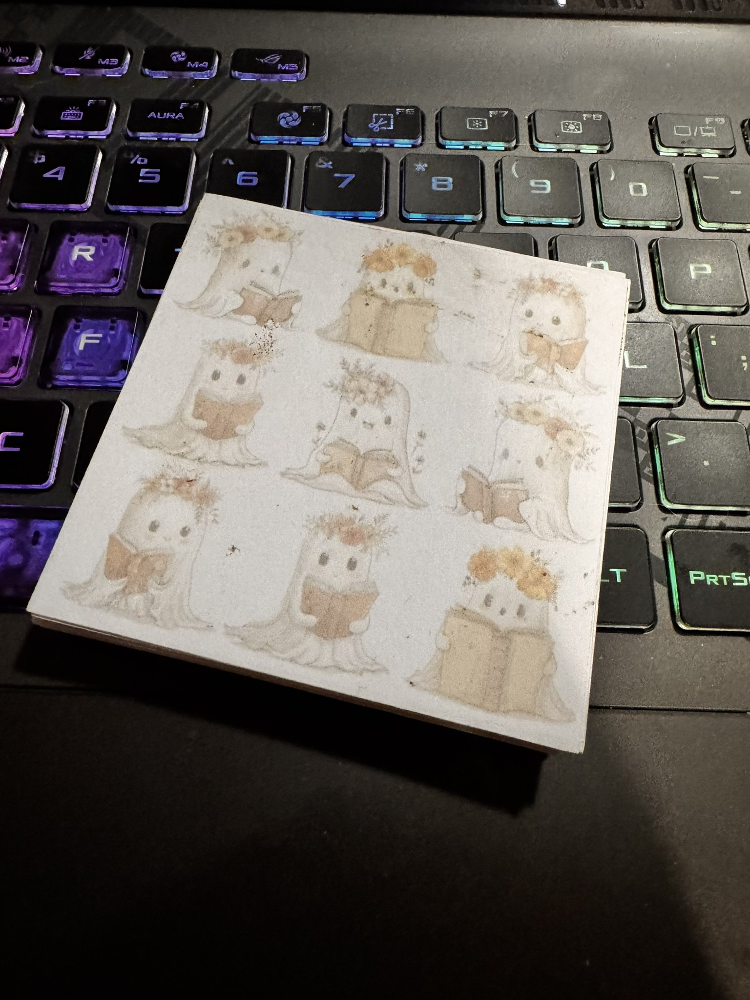 ghosty-girly-bookish-sticky-notes.JPEG