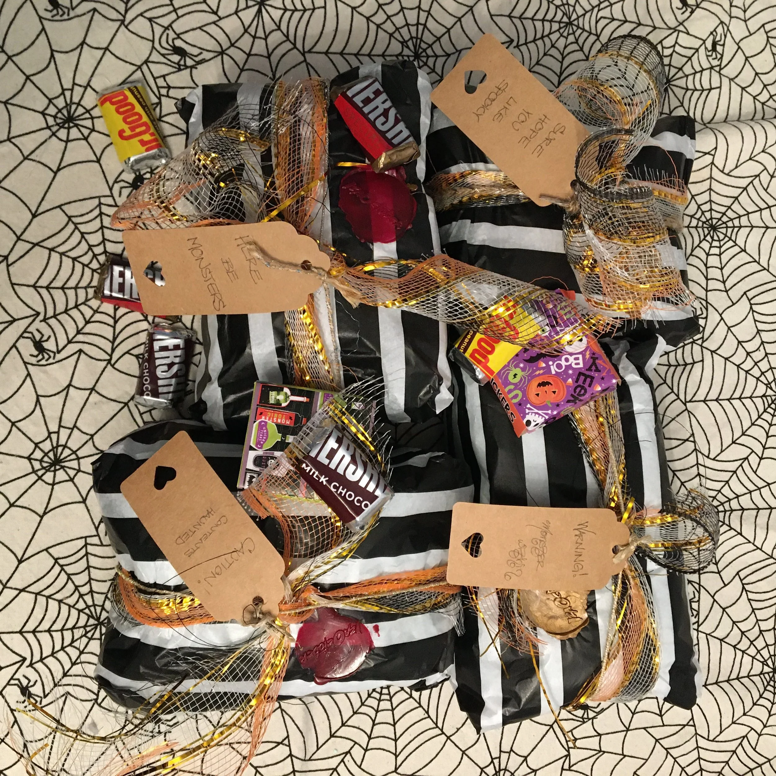 Iza October gift wrap