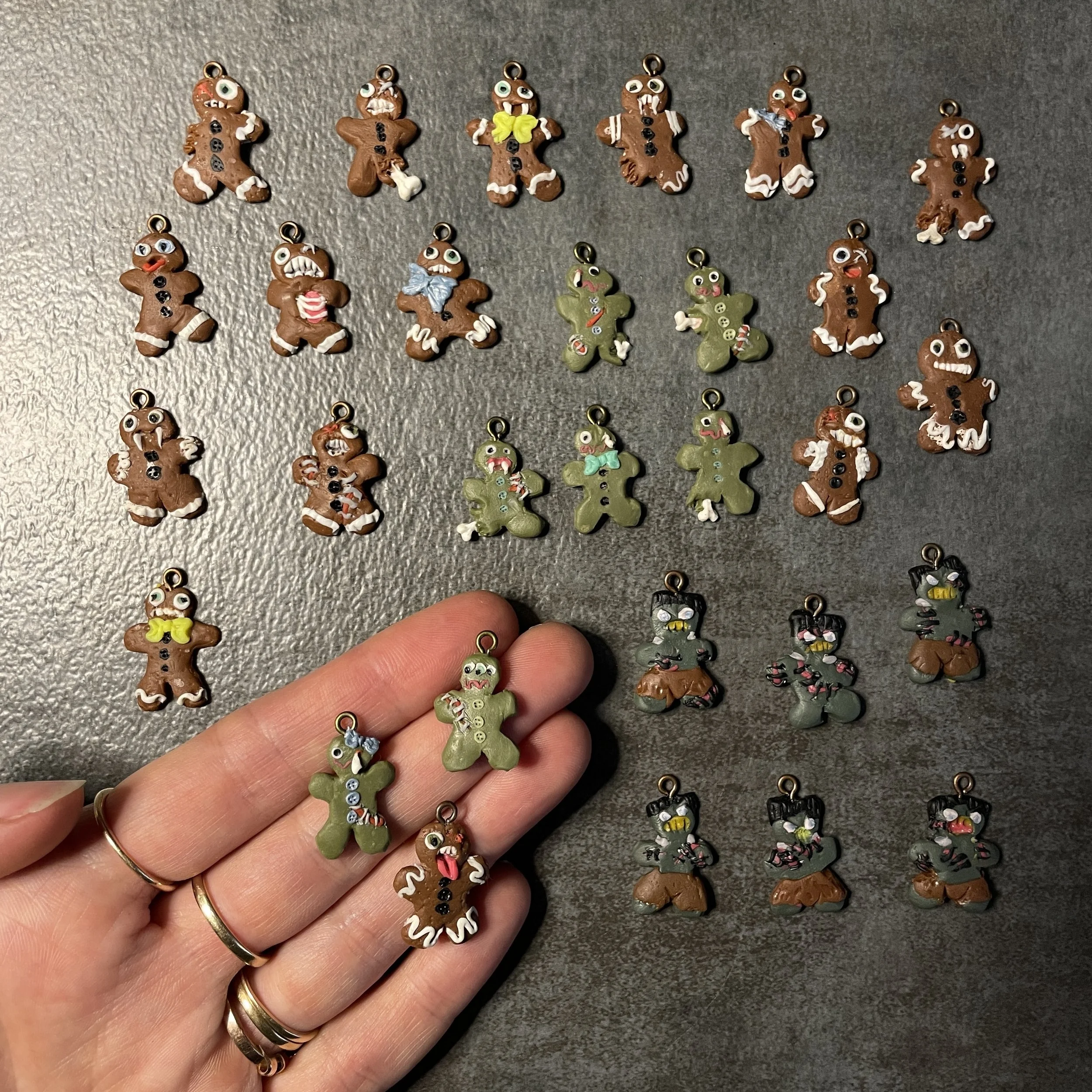 Miniature gingerbread, polymer clay, 2021