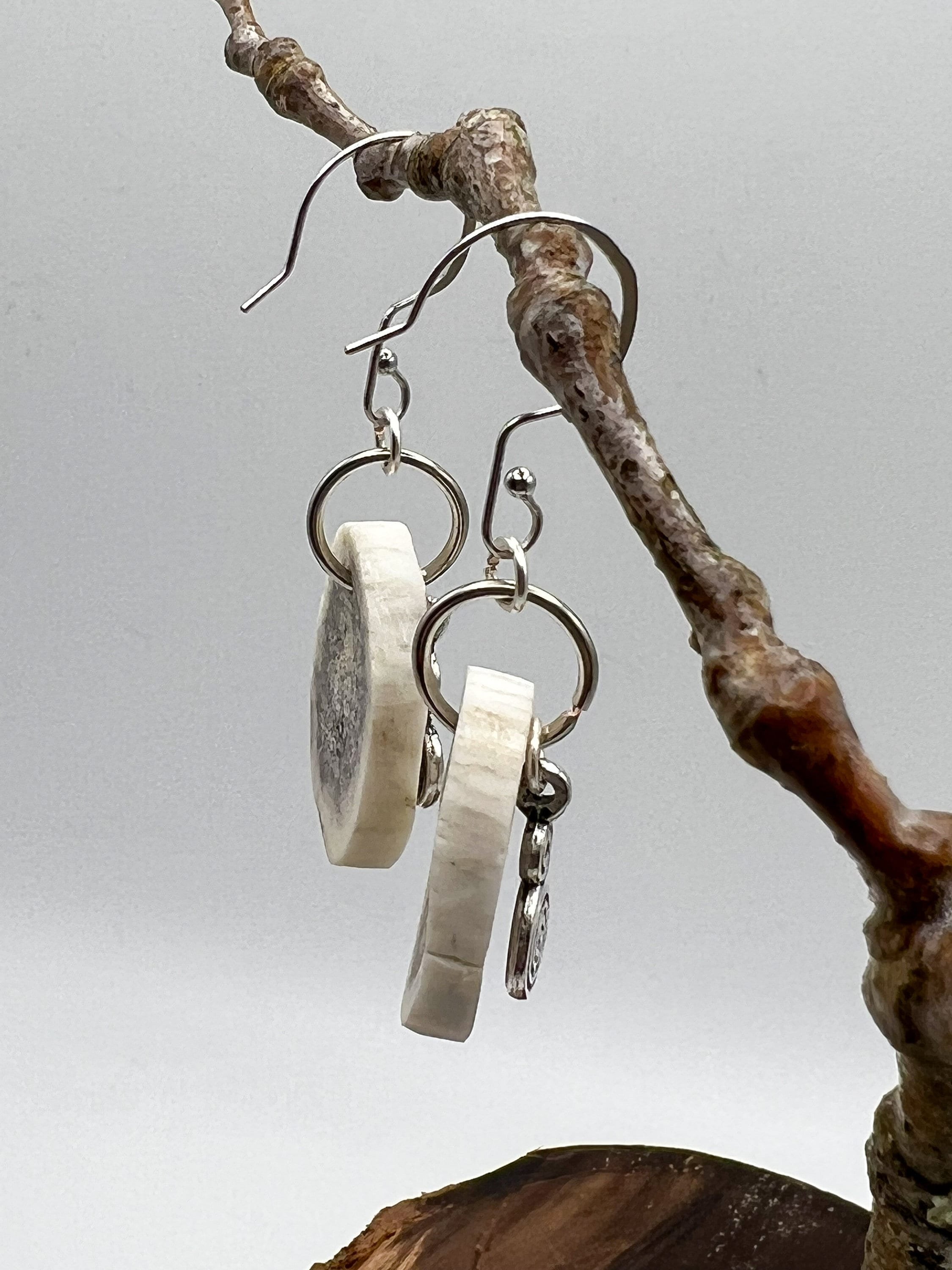 https://i.etsystatic.com/34837874/r/il/dd9bb2/3823756446/il_fullxfull.3823756446_13dh.jpg