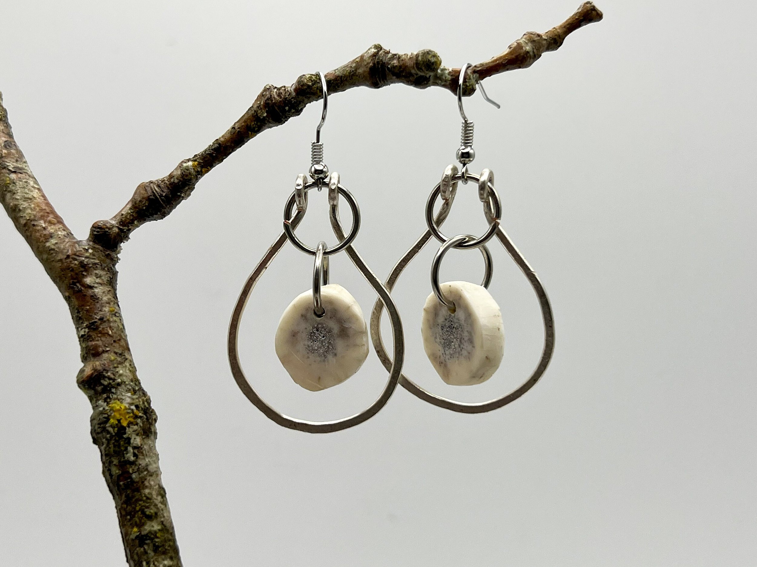 https://i.etsystatic.com/34837874/r/il/02b16c/3868833911/il_fullxfull.3868833911_asuh.jpg