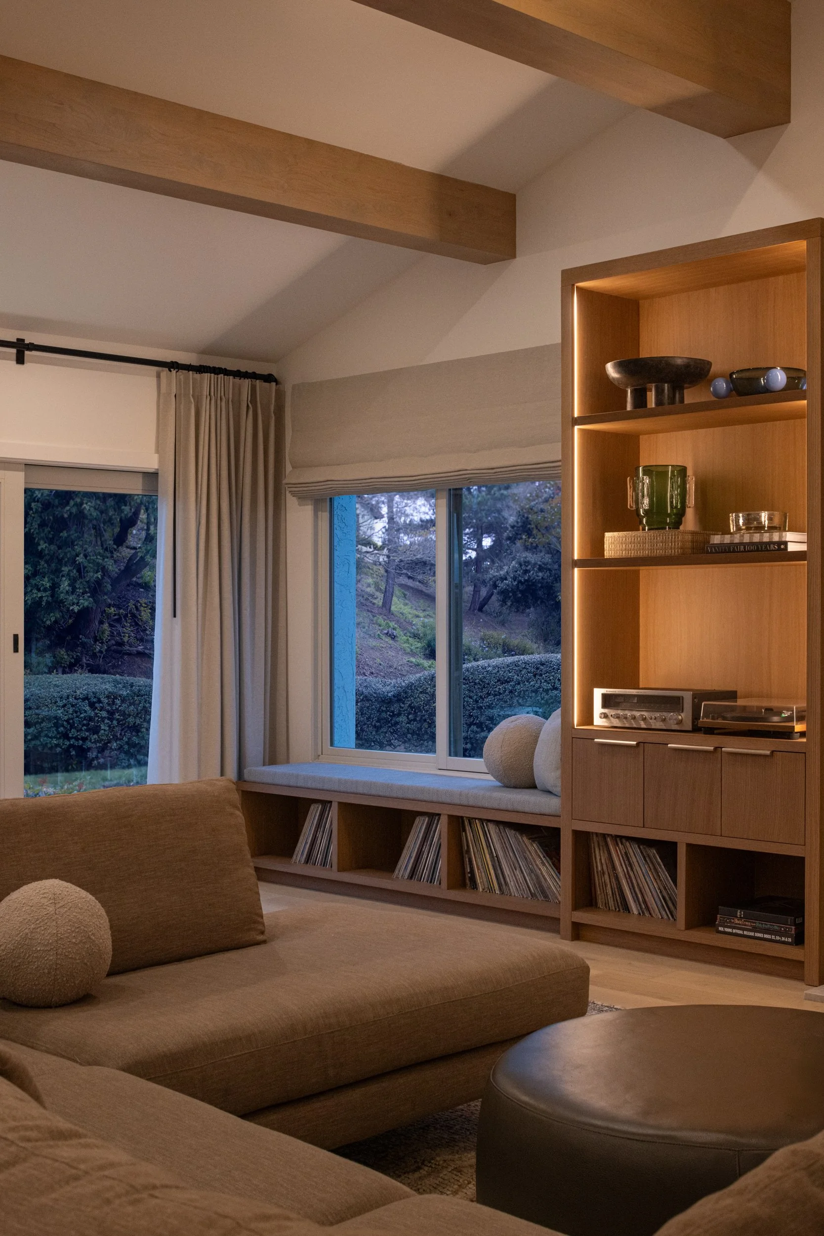 Coastal Contemporary- Nader Essa Photo-17.jpg