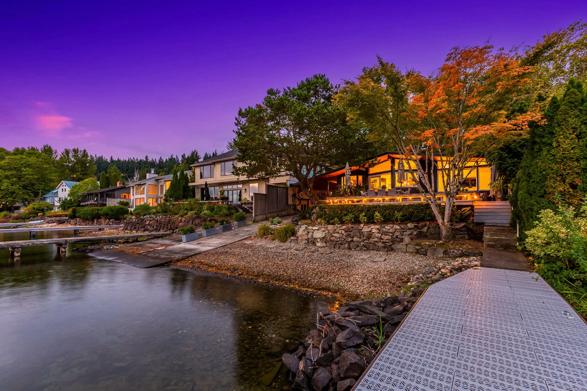105-web-or-mls-Twilight-17_Sky (1).jpg