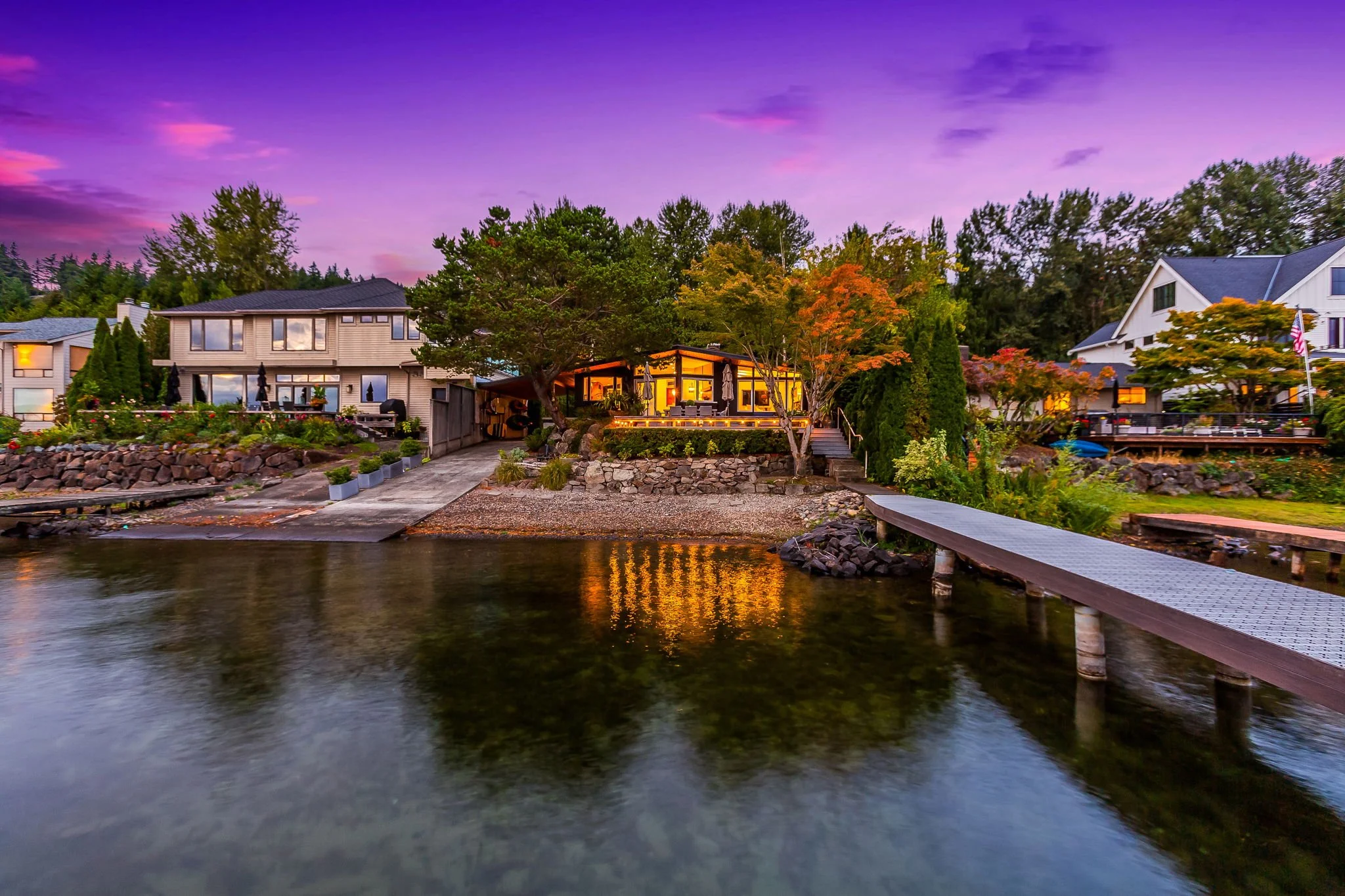 103-web-or-mls-Twilight-15 (1).jpg