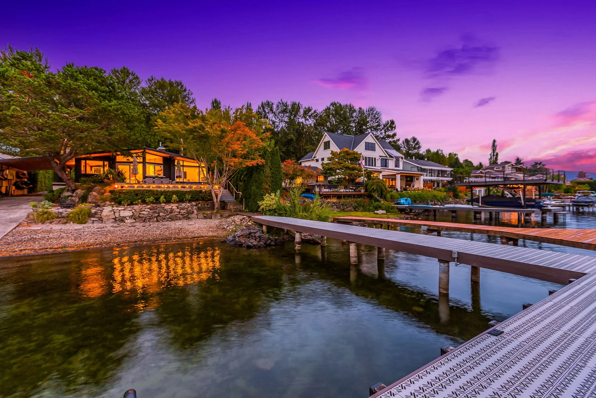 104-web-or-mls-Twilight-16_Sky (1).jpg