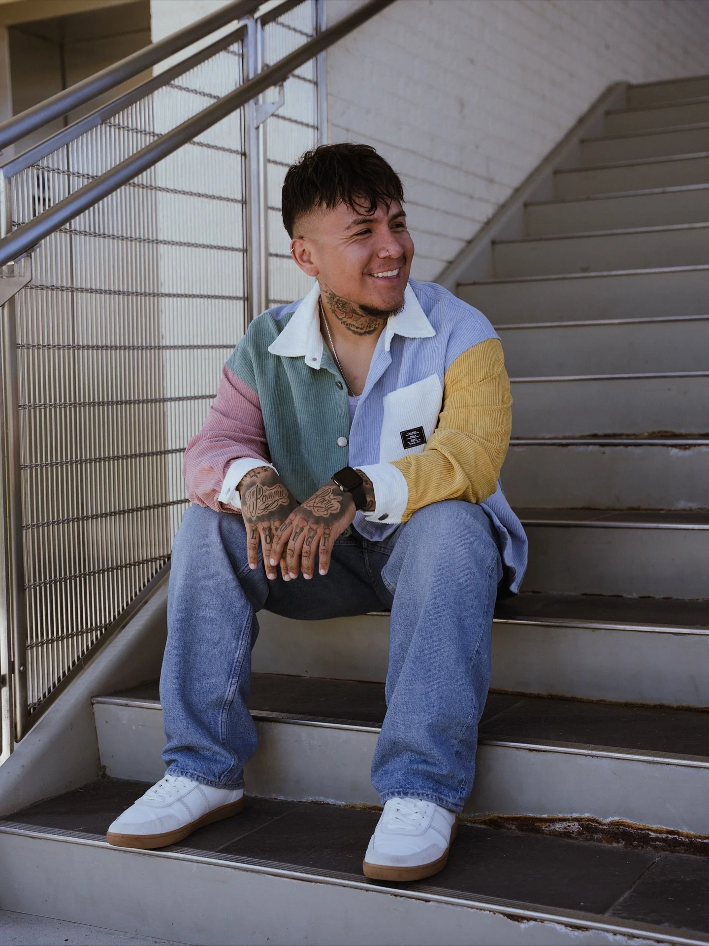 Renzo 🙏🏽

one of my favorite things to do when you stand in front of my camera is find a way to capture a genuine smile, so if yall know any good jokes, please send them my way 😂

#portrait #branding #rvaphotographer #creatingtheblueprint #birthda