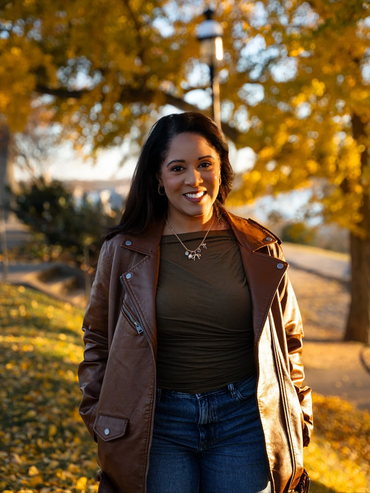 &ldquo;Think Gilmore Girls&rdquo; 🍂

@sovagirl23

#fall #gilmoregirls #rva #richmondva #peakfall #creatingtheblueprint