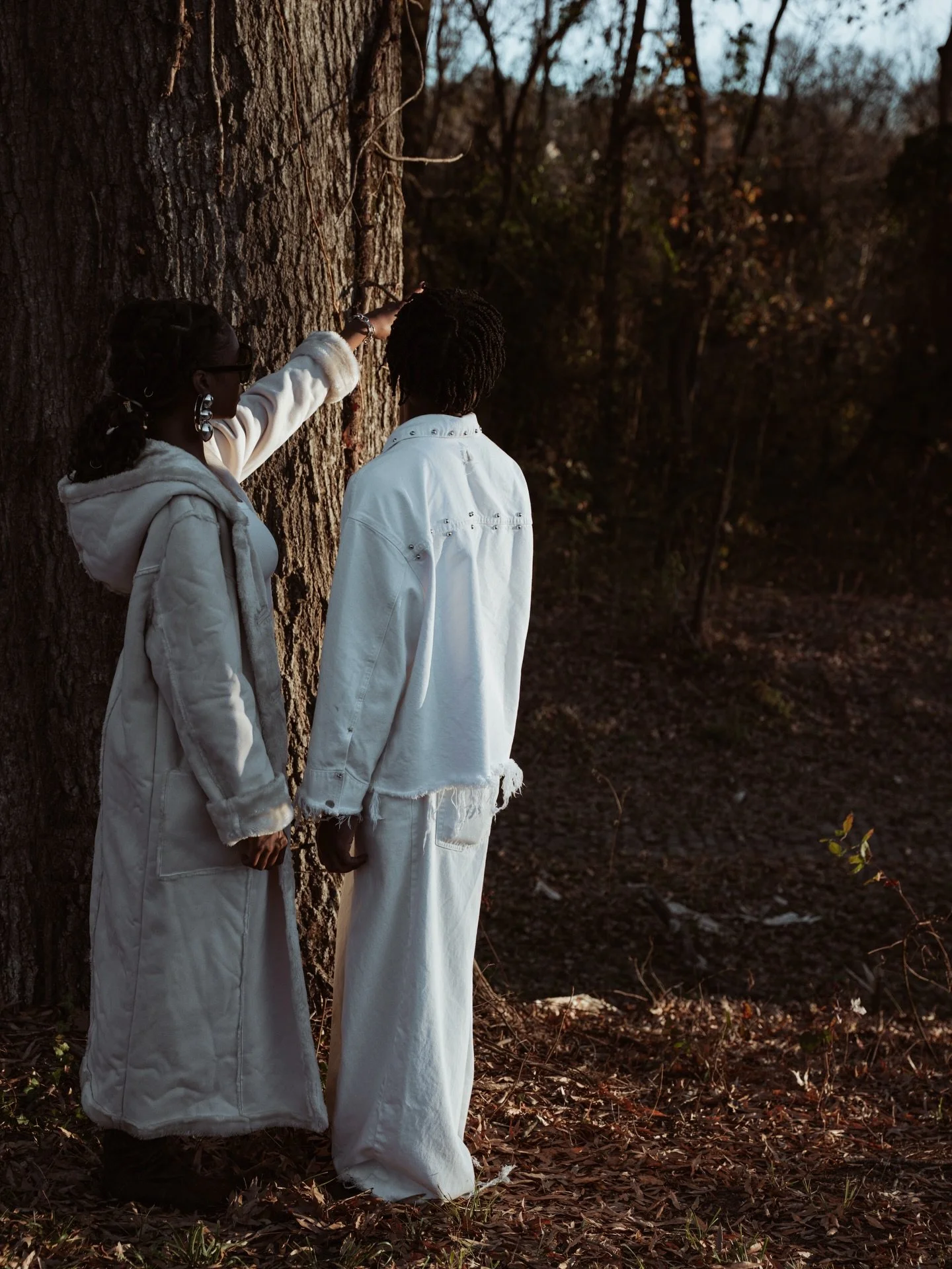 Let the redeemed of the Lord say so 
‭‭
1072 by @leve.clothing 

Models :
@destineegg 
@eden.ijt 

Videographer :&nbsp;@dext.qu 
Photographer :&nbsp;&nbsp;@Aspenbrownphotography 
Creative director :&nbsp;&nbsp;@theamanisimone 
Styling :&nbsp;@chavon.