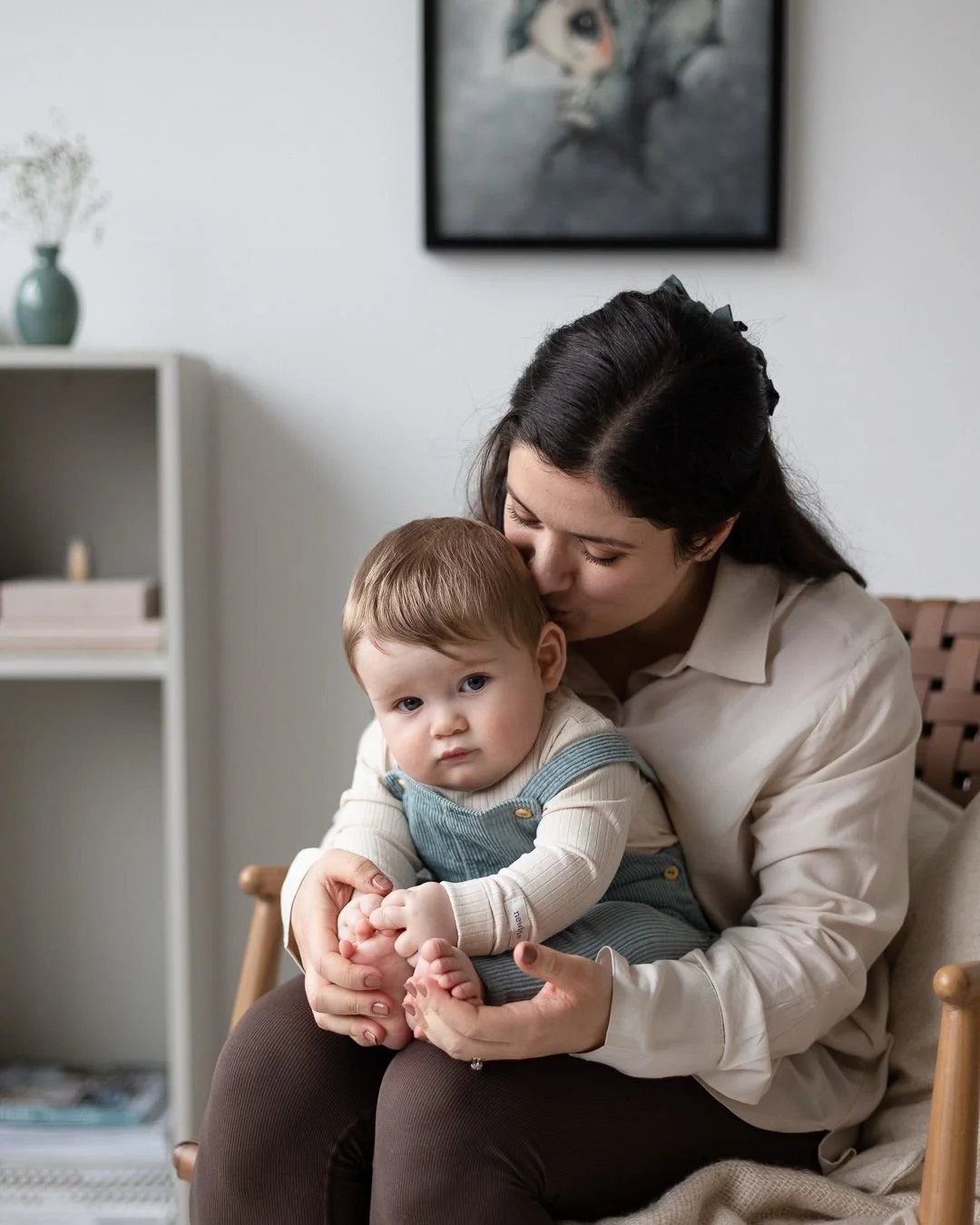 Det &auml;r en sak som jag inte har n&auml;mnt s&aring; mycket tidigare, men som jag &auml;r v&auml;ldigt glad &ouml;ver! 🥳 🙌
Visste du att jag har en kundgarderob med kl&auml;der att l&aring;na f&ouml;r en fotografering?

Jag har skapat den f&ouml