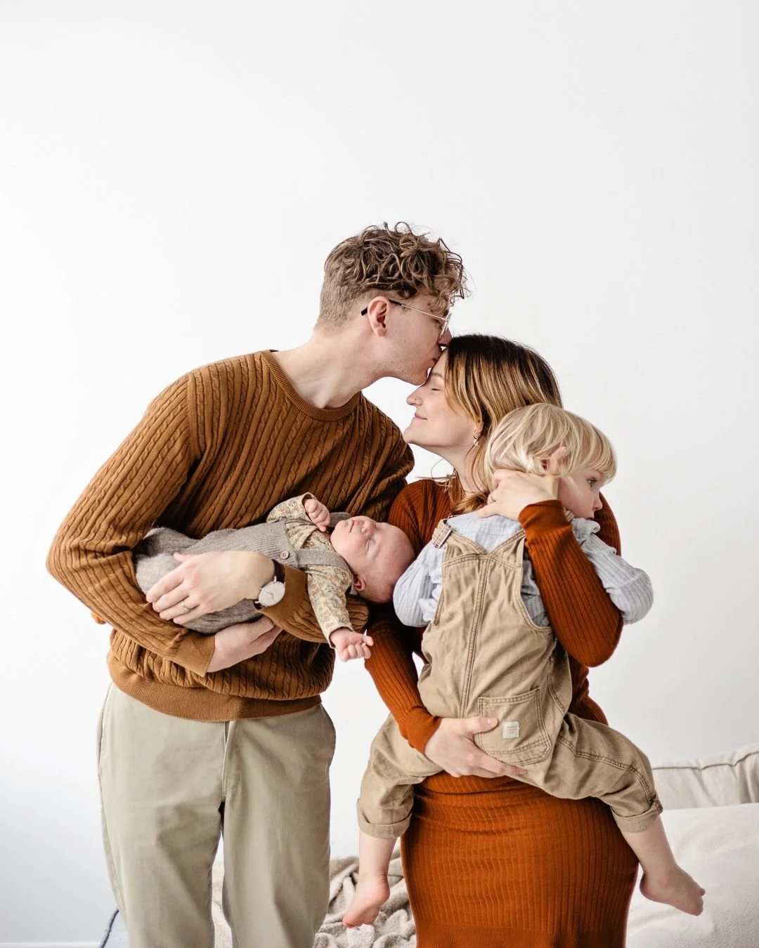 Liten blir stor! Och s&aring; snabbt det gick.. 🥹
Du som ocks&aring; redan varit d&auml;r, i livet med att f&aring; ditt andra barn, vet vad jag pratar om. ❤️

Vad &auml;r ditt starkaste minne fr&aring;n att ditt "stora" barn fick tr&auml;