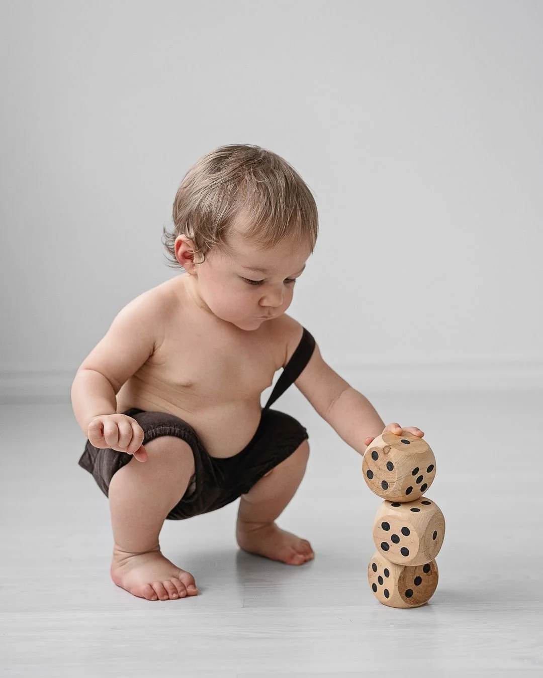 📸✨ L&aring;na kl&auml;der till ditt barns fotografering &ndash; enkelt och h&aring;llbart! ✨📸

Jag vet att det kan k&auml;nnas som ett lite st&ouml;rre projekt &auml;n vad det egentligen beh&ouml;ver vara, det h&auml;r att v&auml;lja kl&auml;derna 