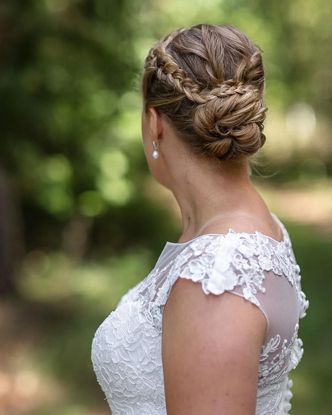 Har du n&aring;gon s&auml;rskild tradition som du vill h&aring;lla fast vid n&auml;r det g&auml;ller ditt br&ouml;llop? 💍 ❤️

Ber&auml;tta f&ouml;r mig, b&aring;de om du planerar br&ouml;llop och om du redan gift dig!