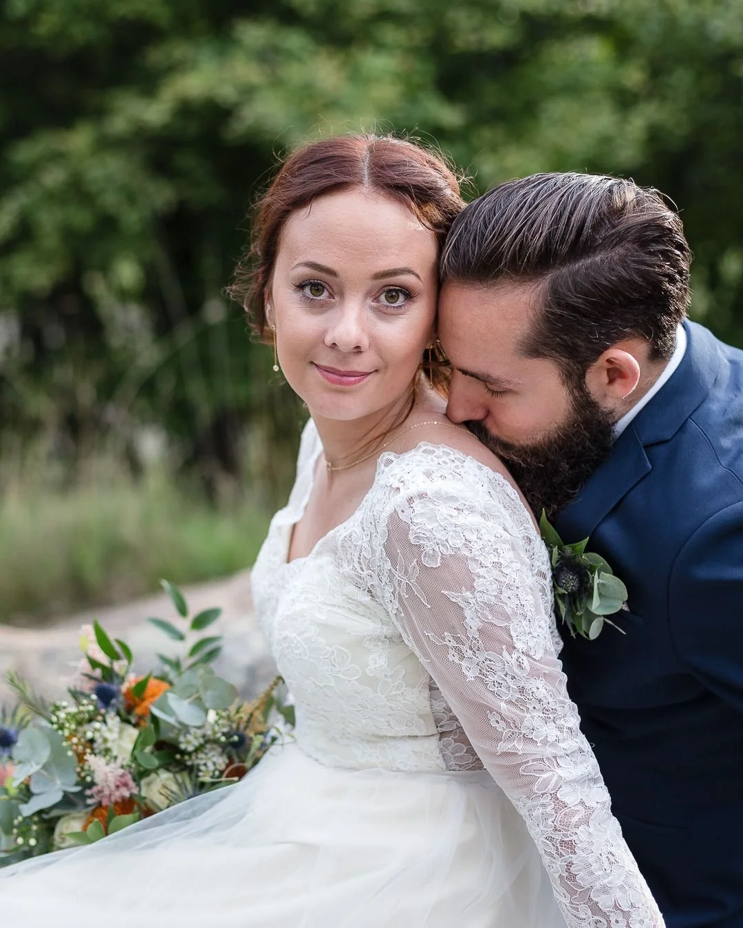 Hur viktiga &auml;r traditioner f&ouml;r dig? 💍❤️

Har du en speciell tradition du absolut vill ha med p&aring; din stora dag? Kanske n&aring;got som g&aring;tt i arv genom familjen eller en personlig tradition som k&auml;nns extra betydelsefull?

J