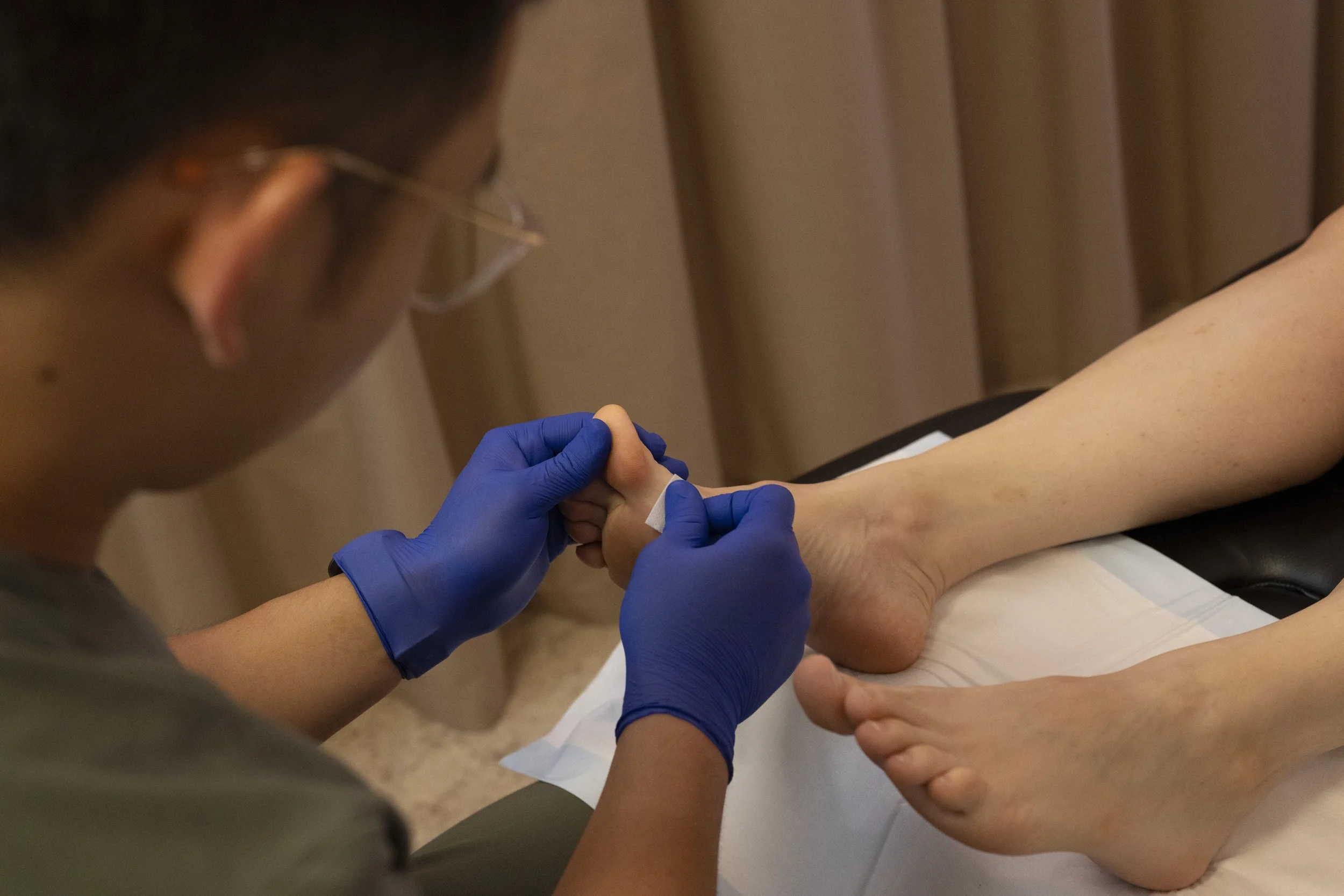 Brisbane Physiotherapy and Podiatry podiatrist treating