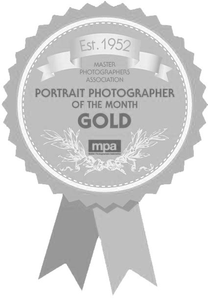Portrait+Gold+trans+%28002%29.jpg
