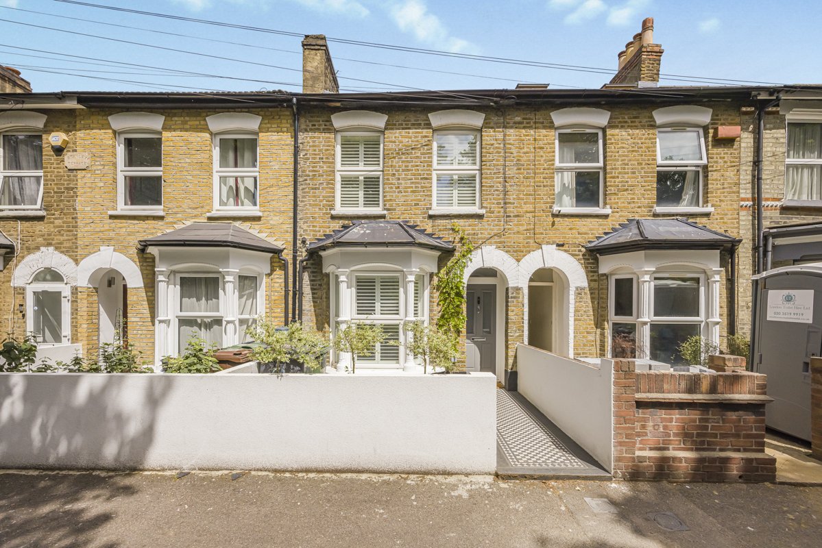 Chelmsford Road, London, E17 