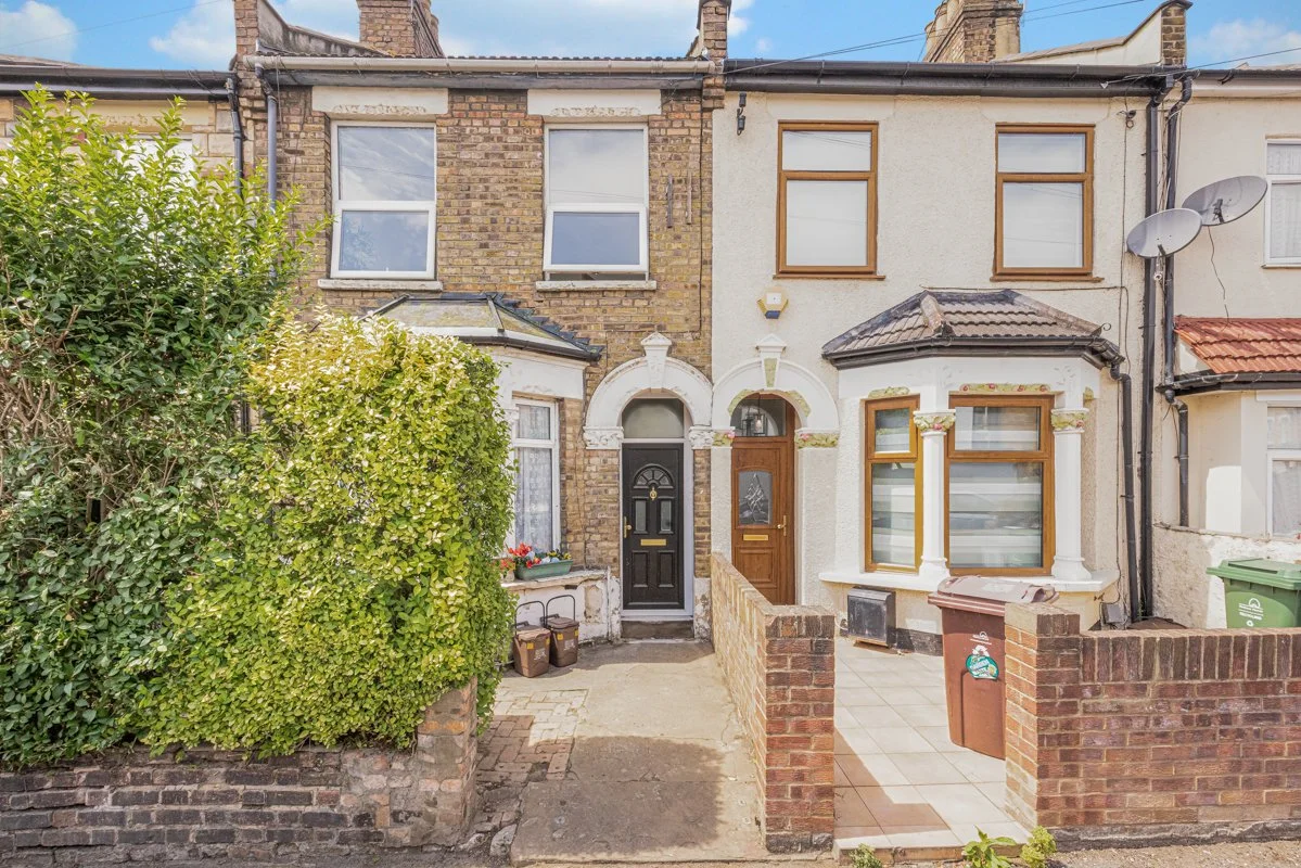 Edinburgh Road, London, E17 