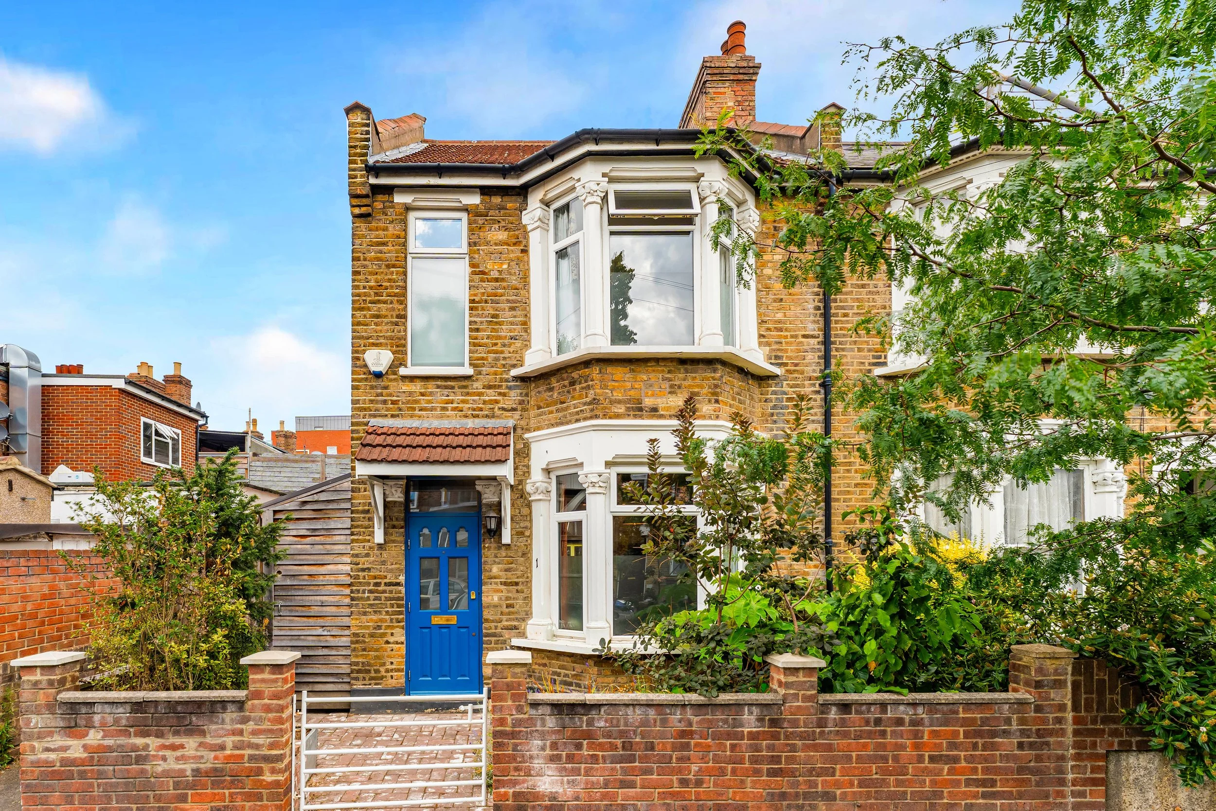 Dagenham Road, London, E10