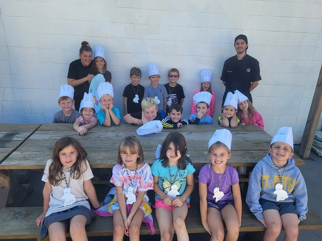 Chef Adam and Kelsey had a blast teaching the kindergartners and first graders from St. Pete&rsquo;s this morning! 

They cut lettuce and veggies for salad, filled ravioli shells and put together fruit pizza 🍎 

#cookingclass #cooking #chef #thankyo