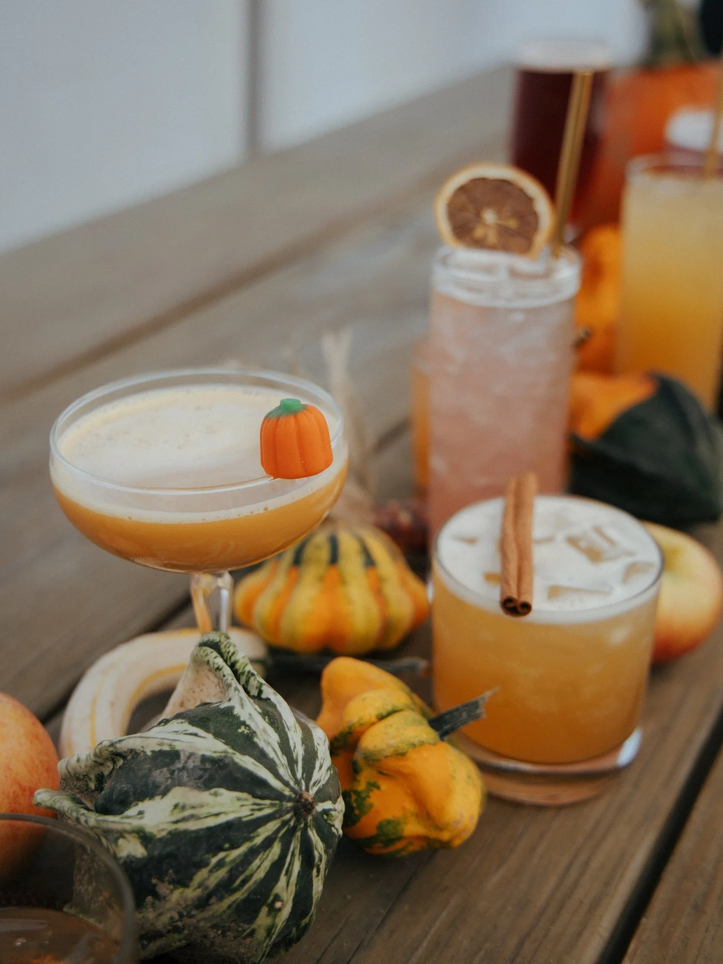 It&rsquo;s our last First Thursday of the year and we are welcoming fall with a Pumpkin Pie-tini, pumpkin pie ice cream and pumpkin roll! Available starting at 4 PM today 🎃 

A special thank you to the @wyandotchamber.419 for organizing these monthl