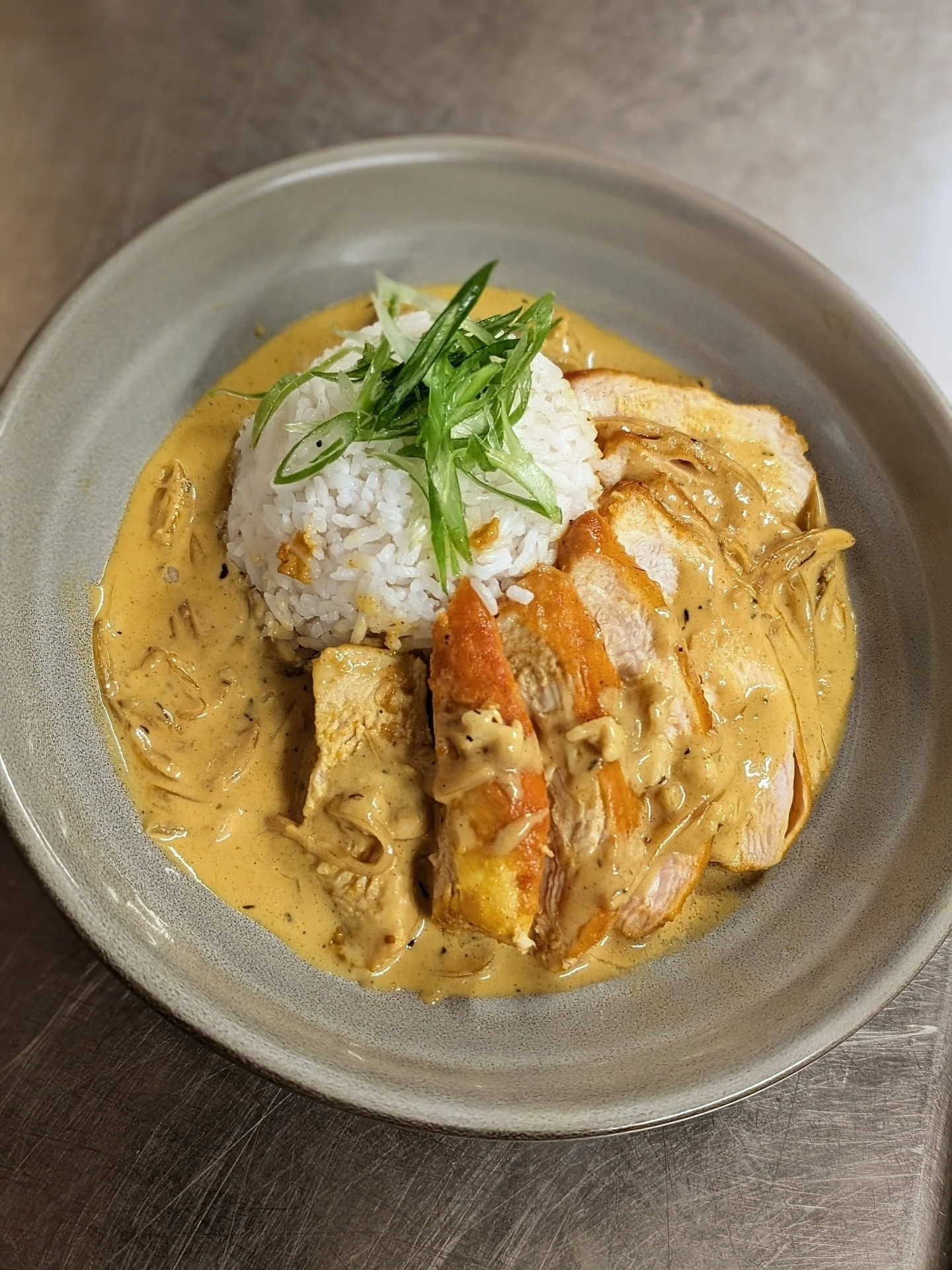 We know it&rsquo;s only Tuesday but we were too excited not to share our weekend plans 🤩

Our team is cooking up tandoori chicken with steamed sticky rice and coconut curry 🍴 Available Friday and Saturday night

One of our favorite trios is joining