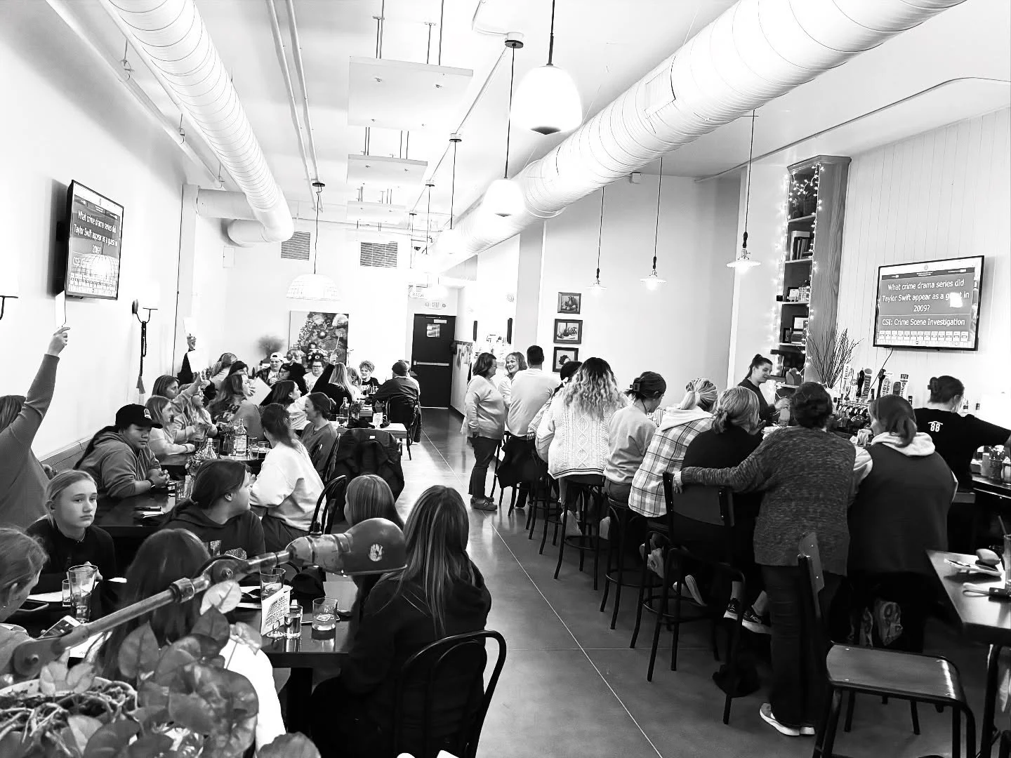 Due to staffing, we have updated weekend hours:
Friday, 11/14 - 11 AM - 10 PM 
Saturday, 11/15 - 2 PM - 10 PM
Sunday, 11/16 - 10 AM - 2 PM

Live music tonight at 7 PM, $1 wings tomorrow for the OSU game and Sunday brunch 🥞 

Thank you for understand