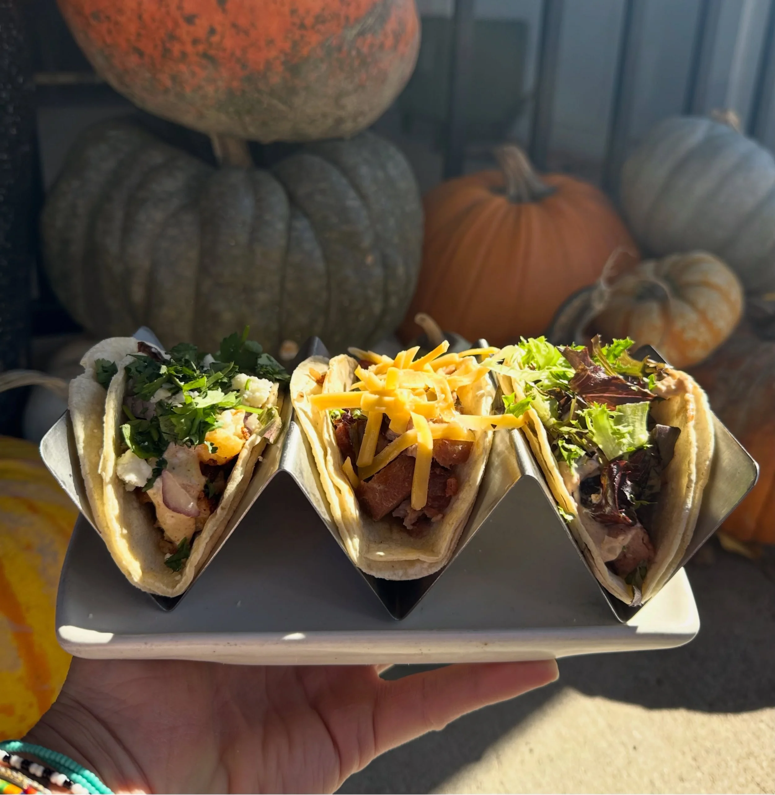🌮 It&rsquo;s Taco Tuesday 🌮 
Join us for $3/ tacos ALL day!
- cauliflower tacos
- bbq pork tacos
- pickled bologna (which is DELICIOUS!)

#tacos #tacotuesday #taco #dealoftheday #uppersandusky