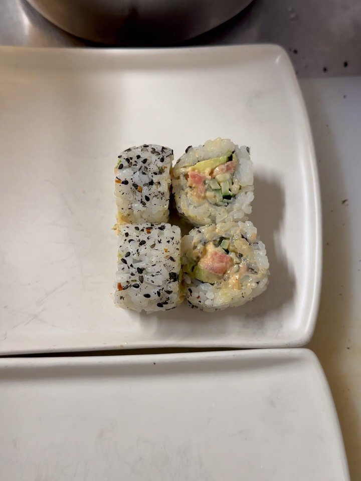 &ldquo;Let me see that sushi roll&rdquo;

Is 4 PM your favorite time on Mondays? It should be since sushi is available at 4 PM 😉 
This week:
- Halloween roll: torched tuna, tempura sweet potato, cucumber, fennel, cilantro, cucumber lime vinaigrette
