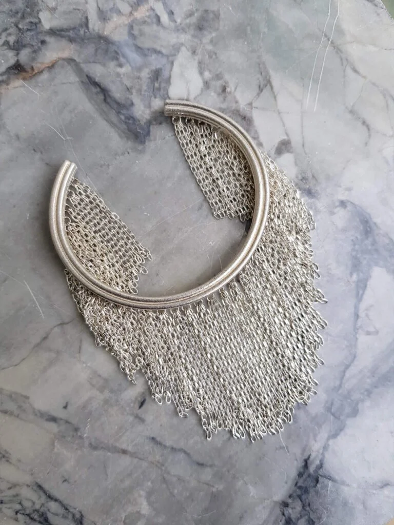 Anny Hsieh_Signiture_Linear Tassle Cuff.jpg