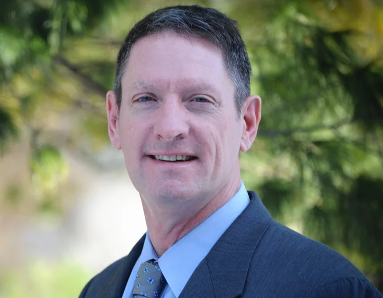 Steve Pemberton, SVP Commercial Development of Alpenglow Biosciences