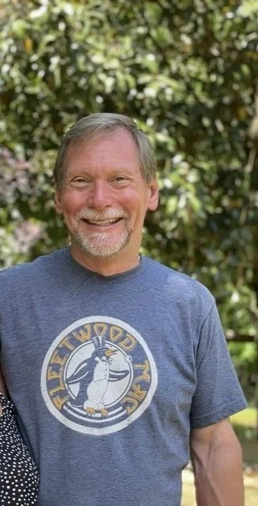 Flori Weddings’ biggest cheerleader—always ready with love, support, and a smile while making deliveries.