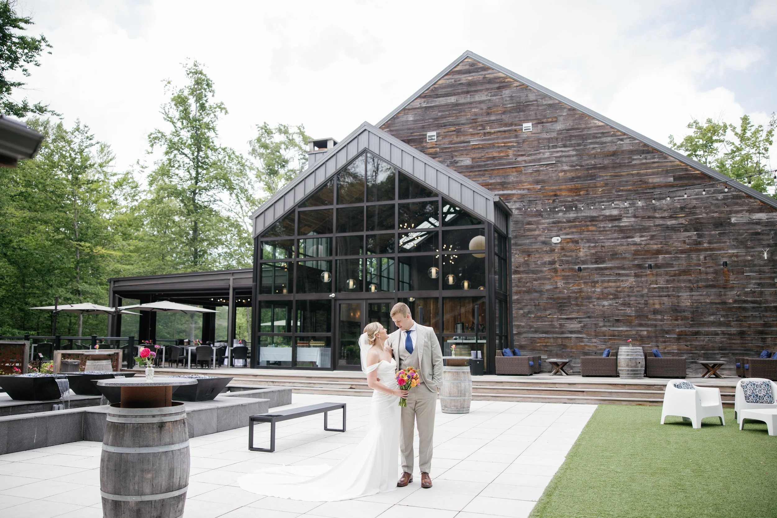 Summer wedding setting at Sapphire Creek Winery and Gardens in Chagrin Falls, Ohio