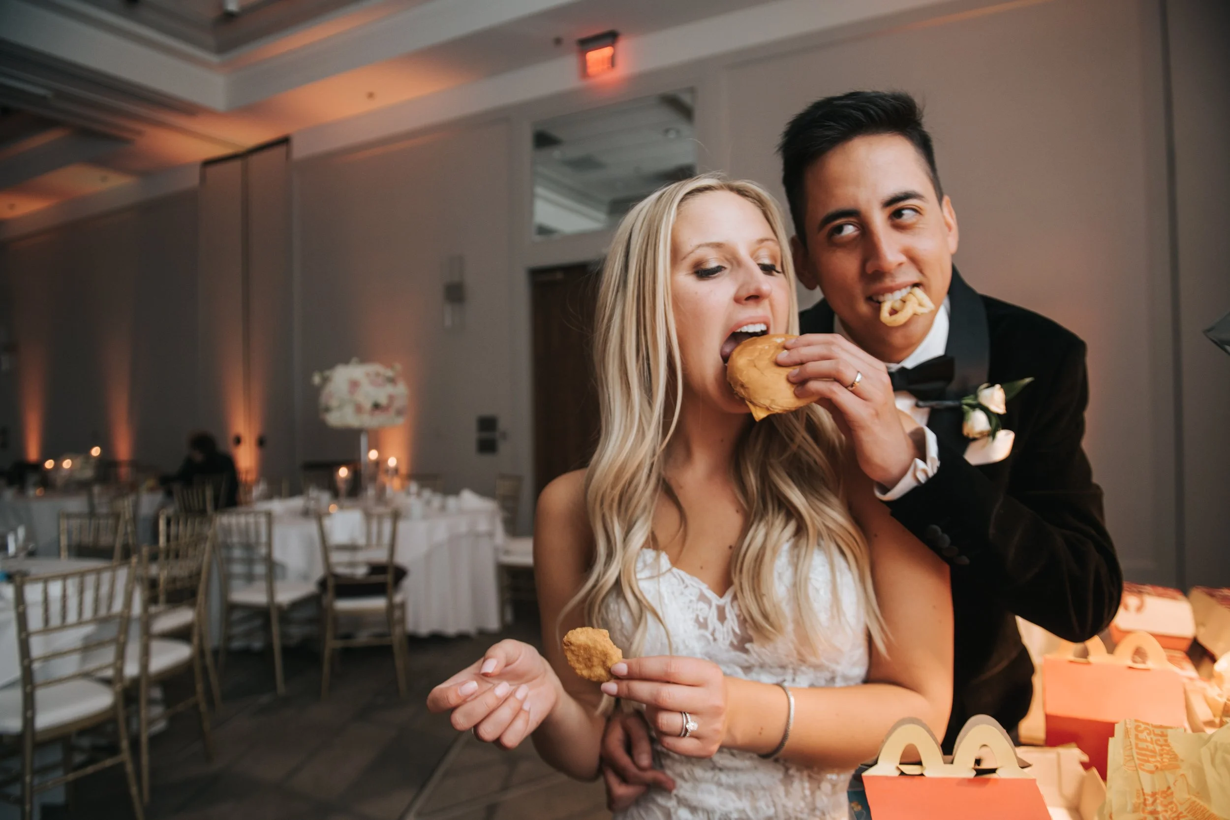 wedding-late-night-food 2.jpg