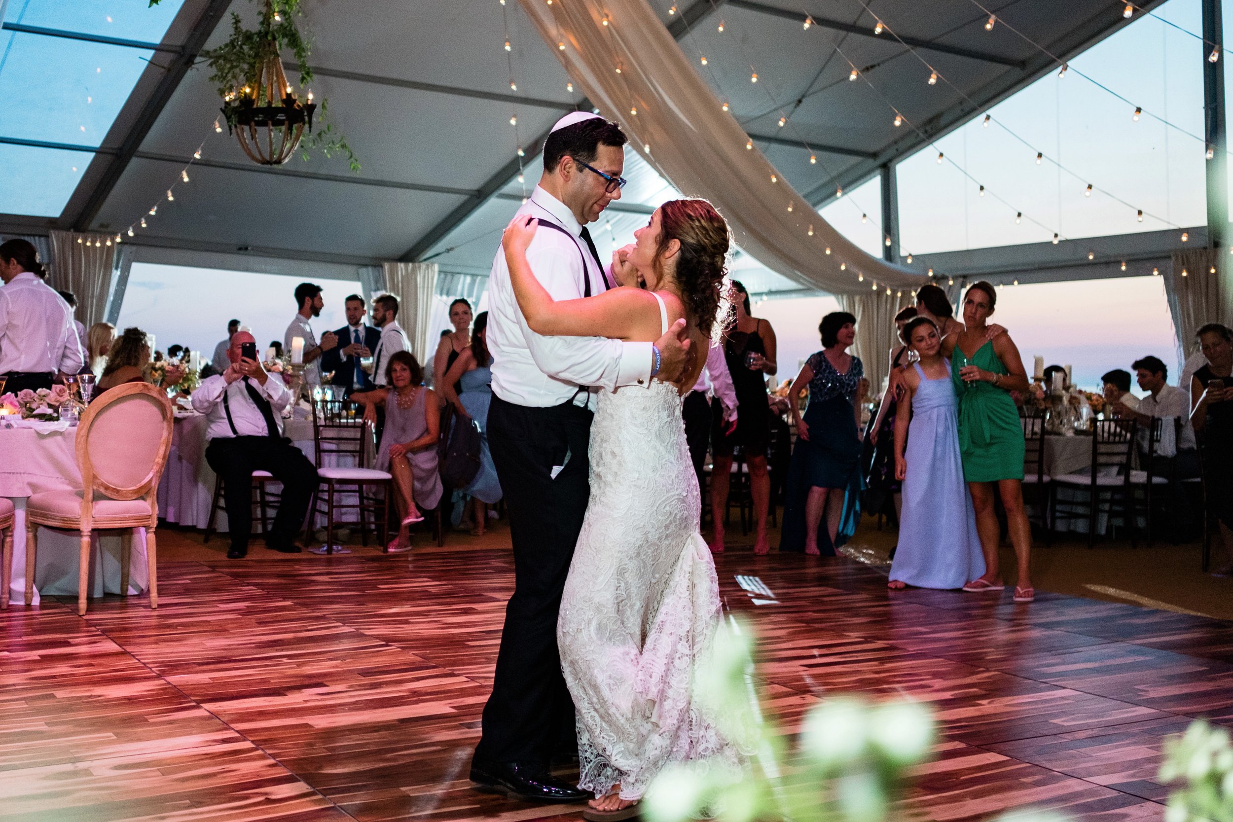 Bride and groom first dance at Chagrin Valley Ohio wedding coordinated by Sterling Event Services