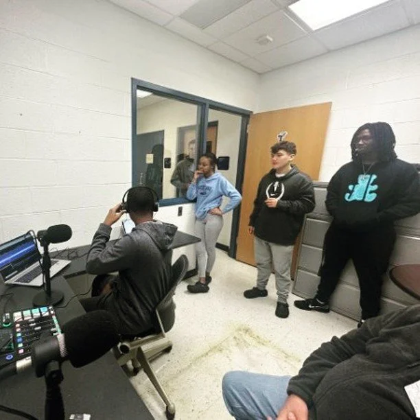 The HSRP has launched in Michigan! 

Tune into "Soar FM" from @ThurstonHS now on HighSchoolRadioProject.org. 

We can't wait to hear Thurston students learn and grow on the HSRP. | @mibroadcasters