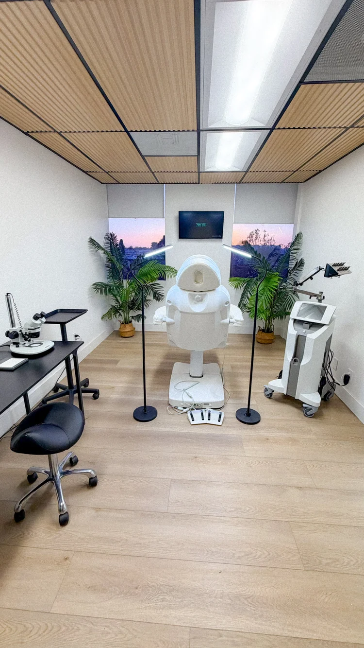 Newport Beach Hairline Restoration hair transplant surgical studio Suite 310
