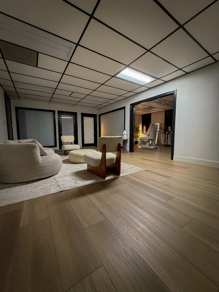 Plump Medical Spa waiting area Newport Beach