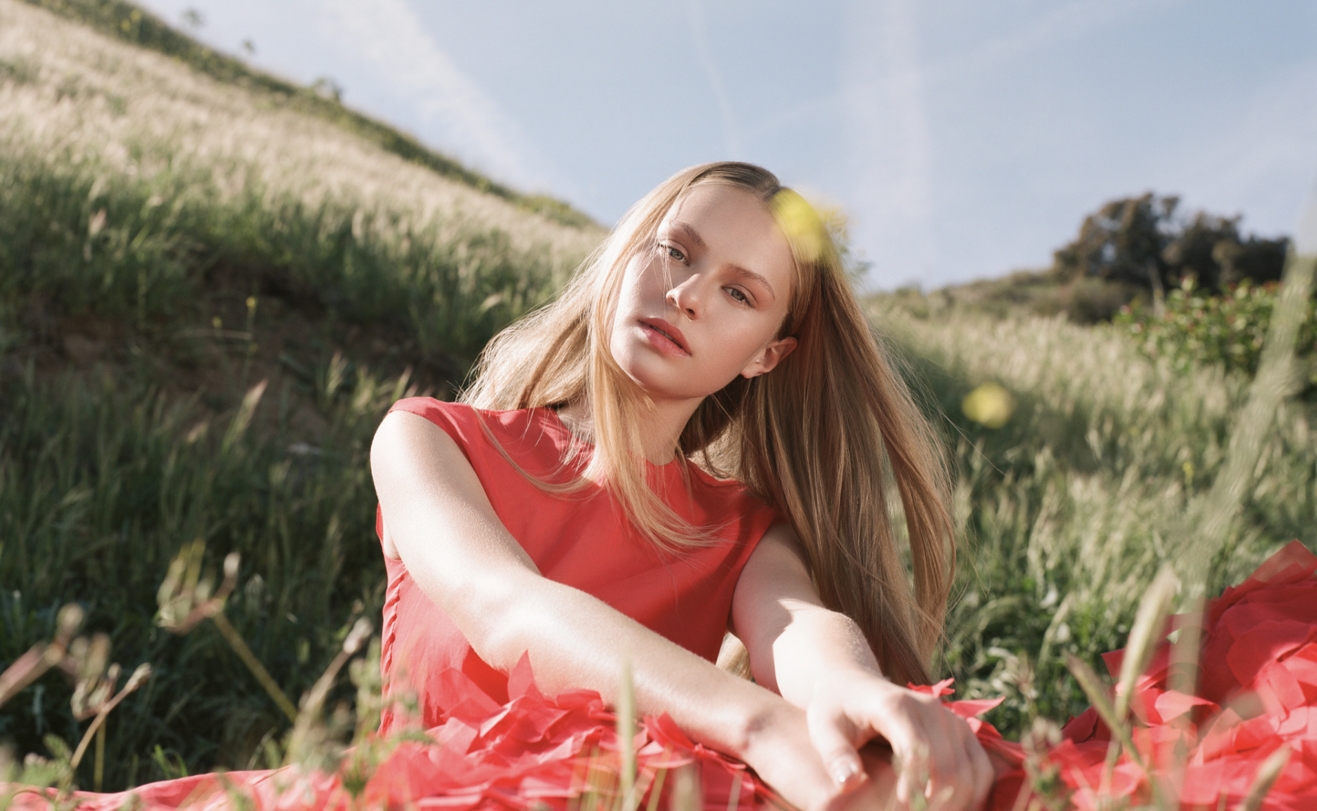 JULIE GOLDSTONE - Photographer and Director
