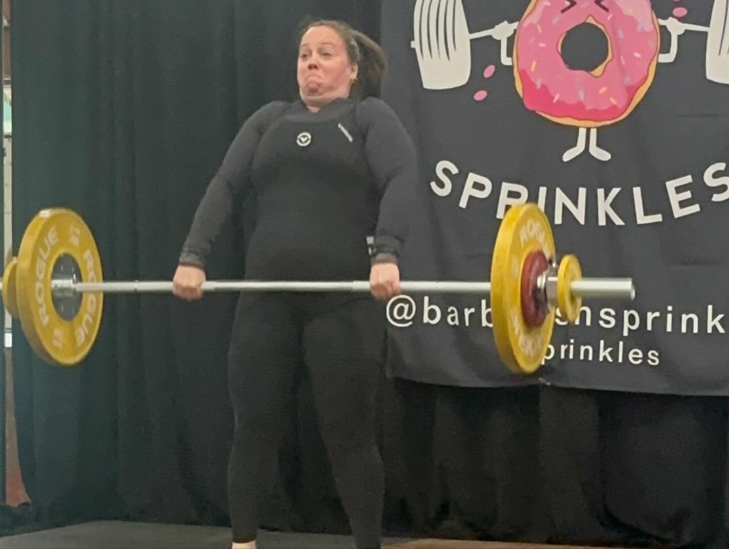 @barbellsnsprinkles Spring Olympic Lifting meet 2024! My goals were to:

✅ keep learning more about this sport I&rsquo;ve really come to love 
✅ show up even though my training did not go as originally planned 
✅ enjoy the opportunity to be coached (