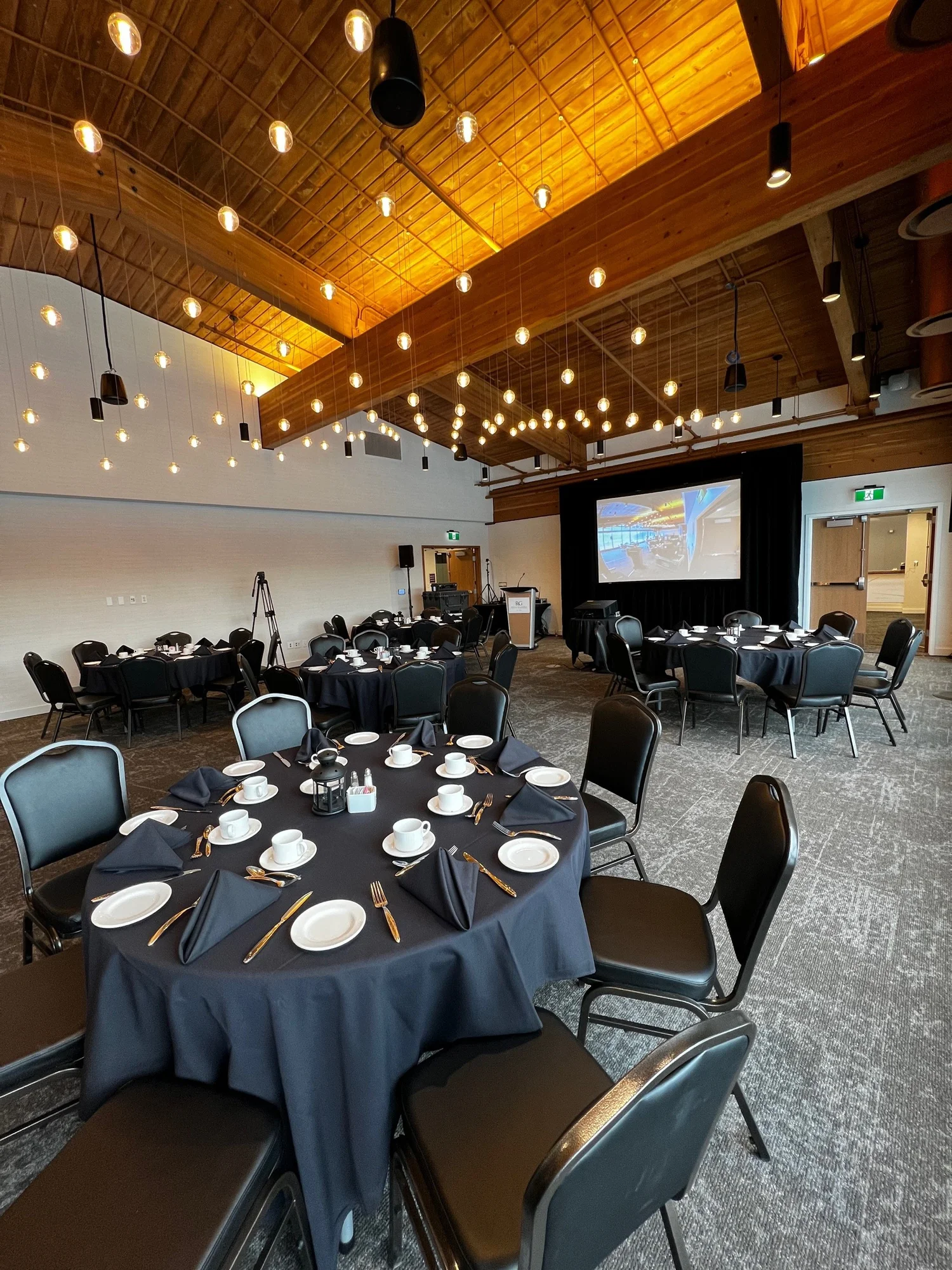 Corporate Events — Royal Glenora Club