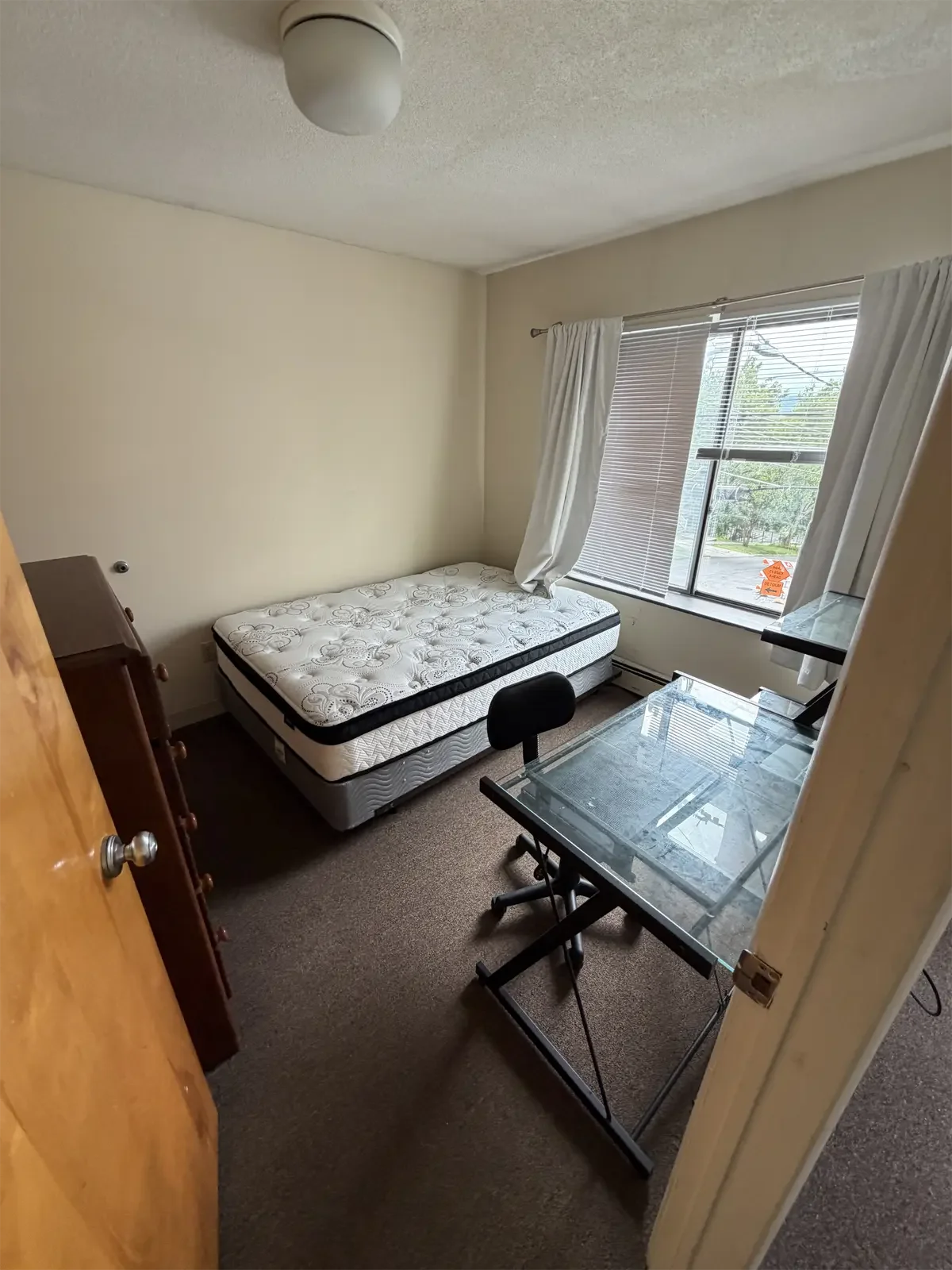 401-Eddy-st-ithaca-ny-bedroom-IMG_0006.webp