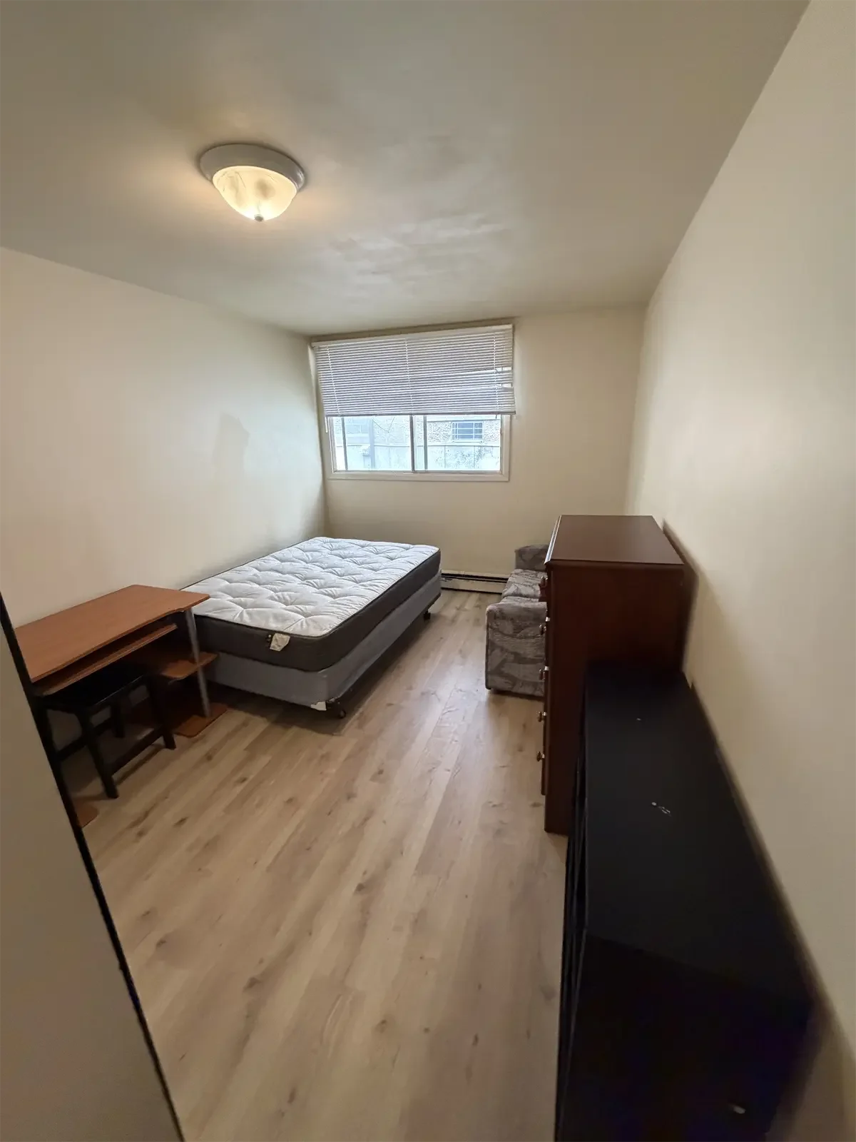 311-Eddy-st-ithaca-ny-bedroom-IMG_9516.webp