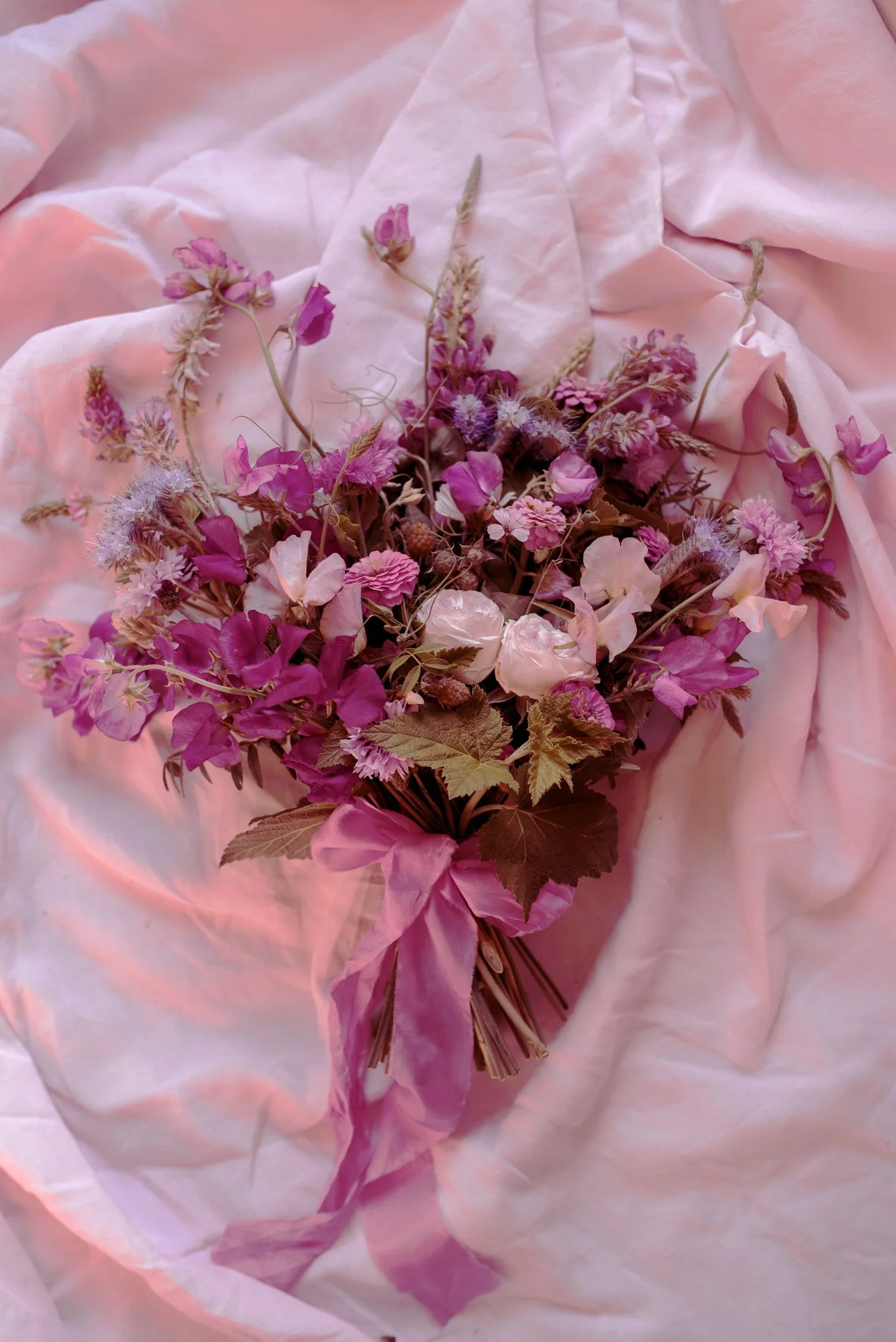 Minuit-Sauvage-Bouquet-Rose.JPG