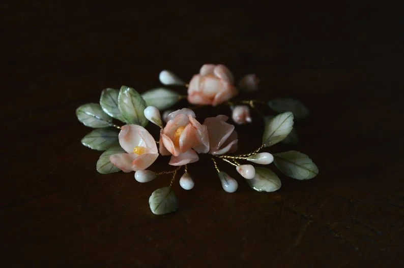 Pic à chignon - Rachel Suhubiette