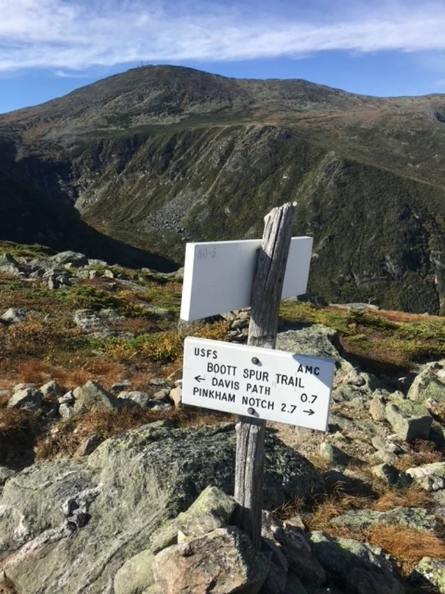Hike signs.JPG