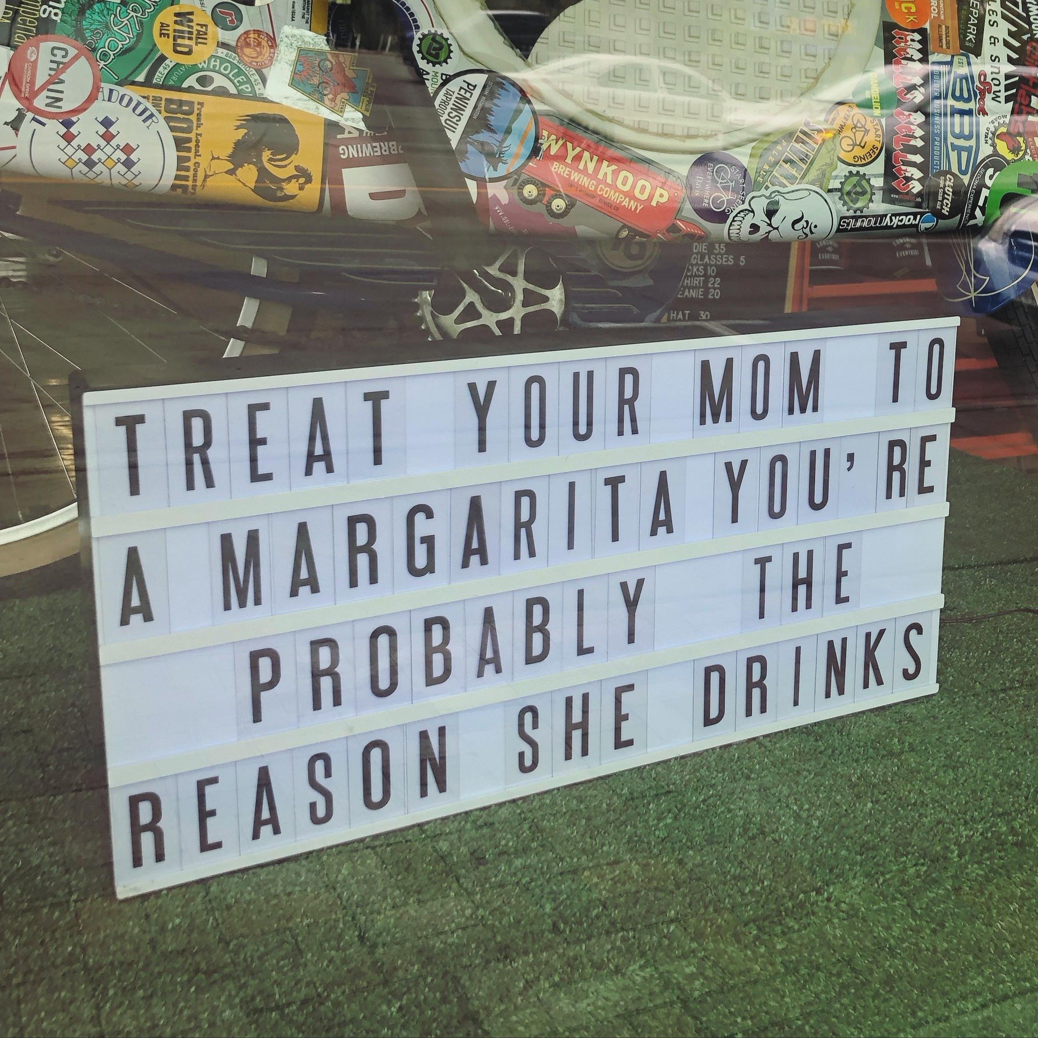 Don&rsquo;t forget, Mother&rsquo;s Day is Sunday 🌹
#mothersday2024 #margaritas #coloradomom #mom #mama #morhersdaygiftideas