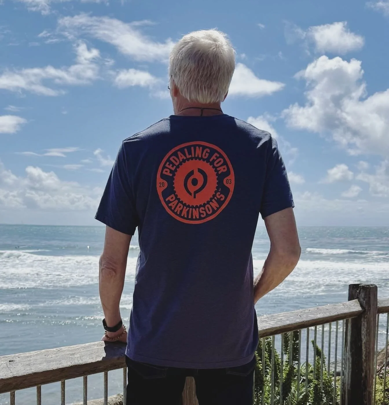 Honored to create t-shirts for @davisphinneyfnd  Pedaling for Parkinson&rsquo;s cycling program. Research shows that people with Parkinson&rsquo;s who cycle regularly can reduce their symptoms by up to 35%. This simple, powerful program is changing l